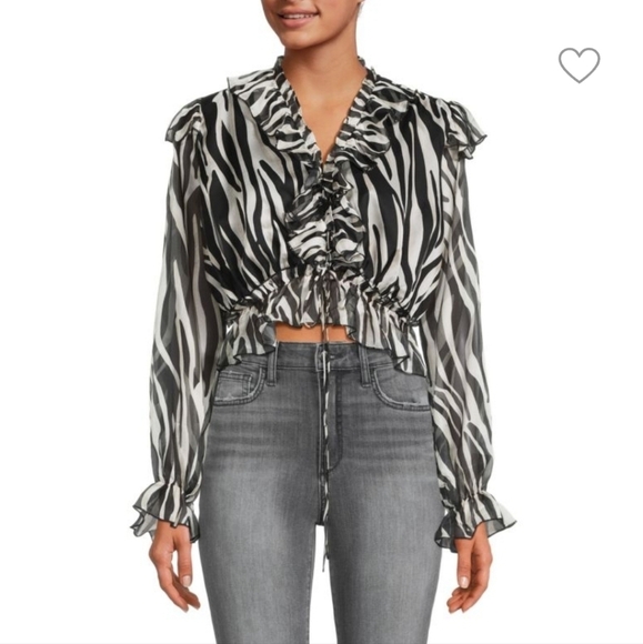 New Saks brand Area Stars Bari Animal Print Crop Top size medium - Picture 1 of 7